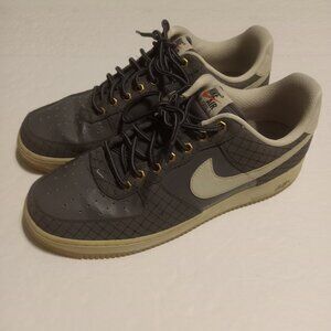 Nike Air Force 1 Men's Low Leather Shoes Size 11.5 488298-094